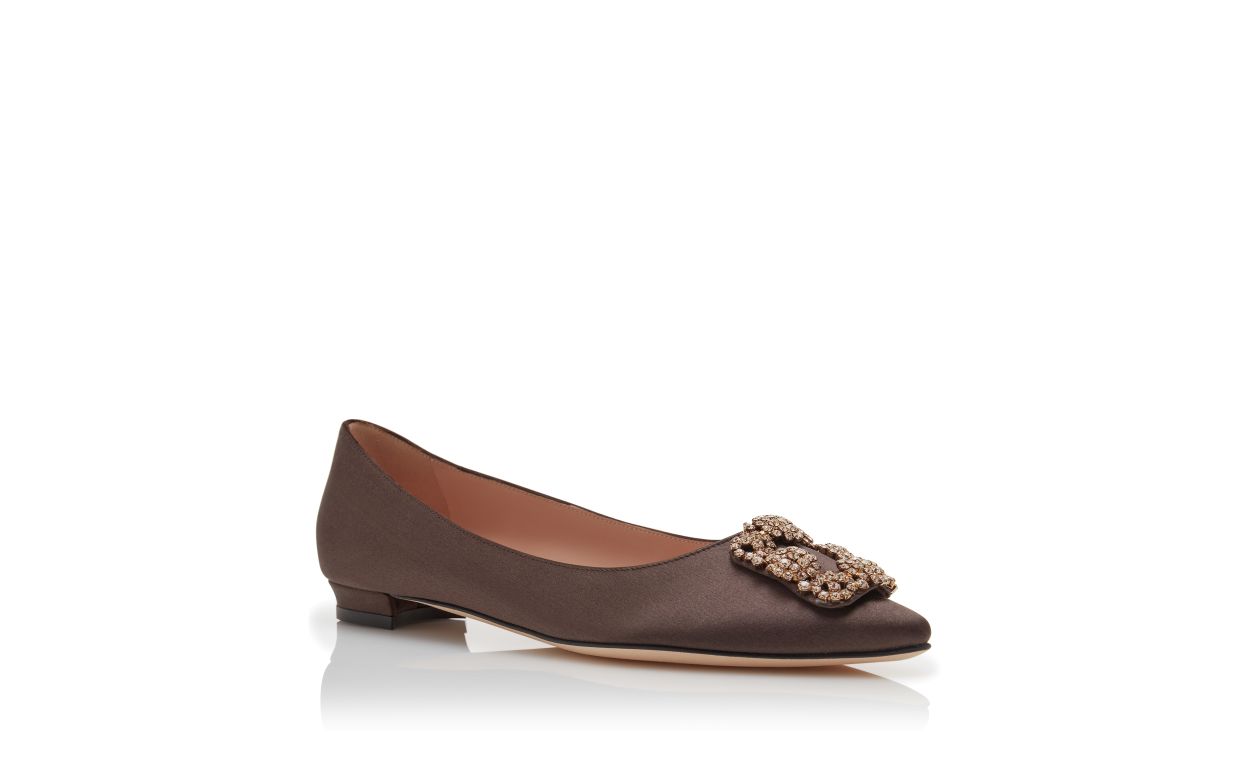 Pumps piatte con fibbia in cristallo in raso marrone