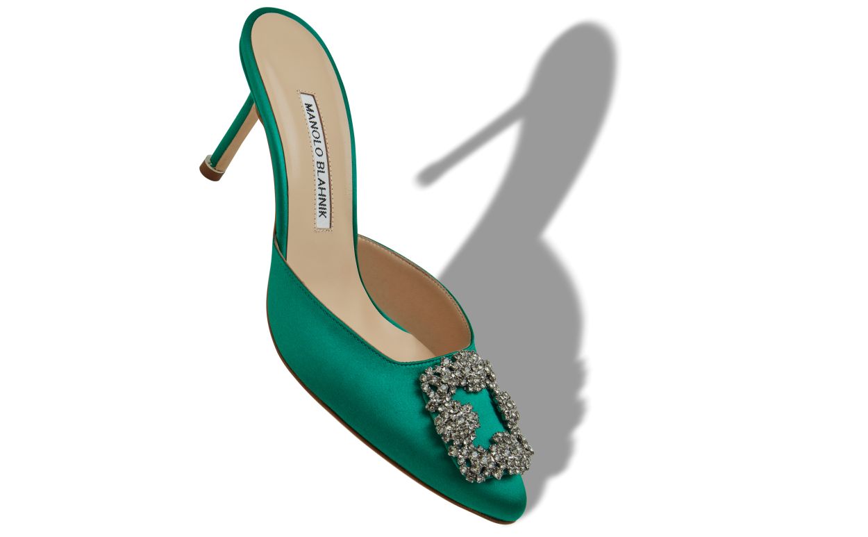 Mule con fibbia in cristallo in raso verde