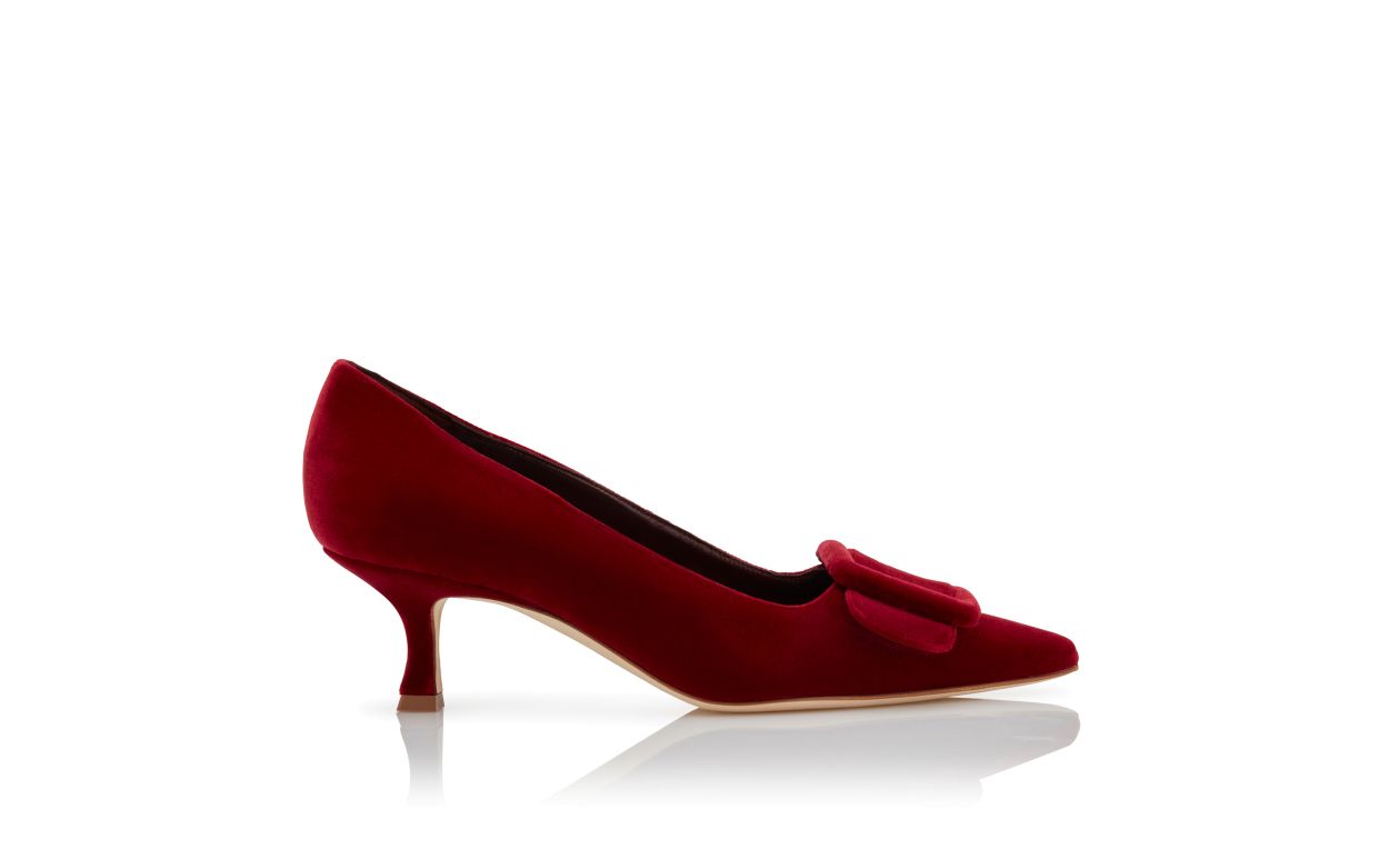 Pumps con dettaglio fibbia in velluto rosso