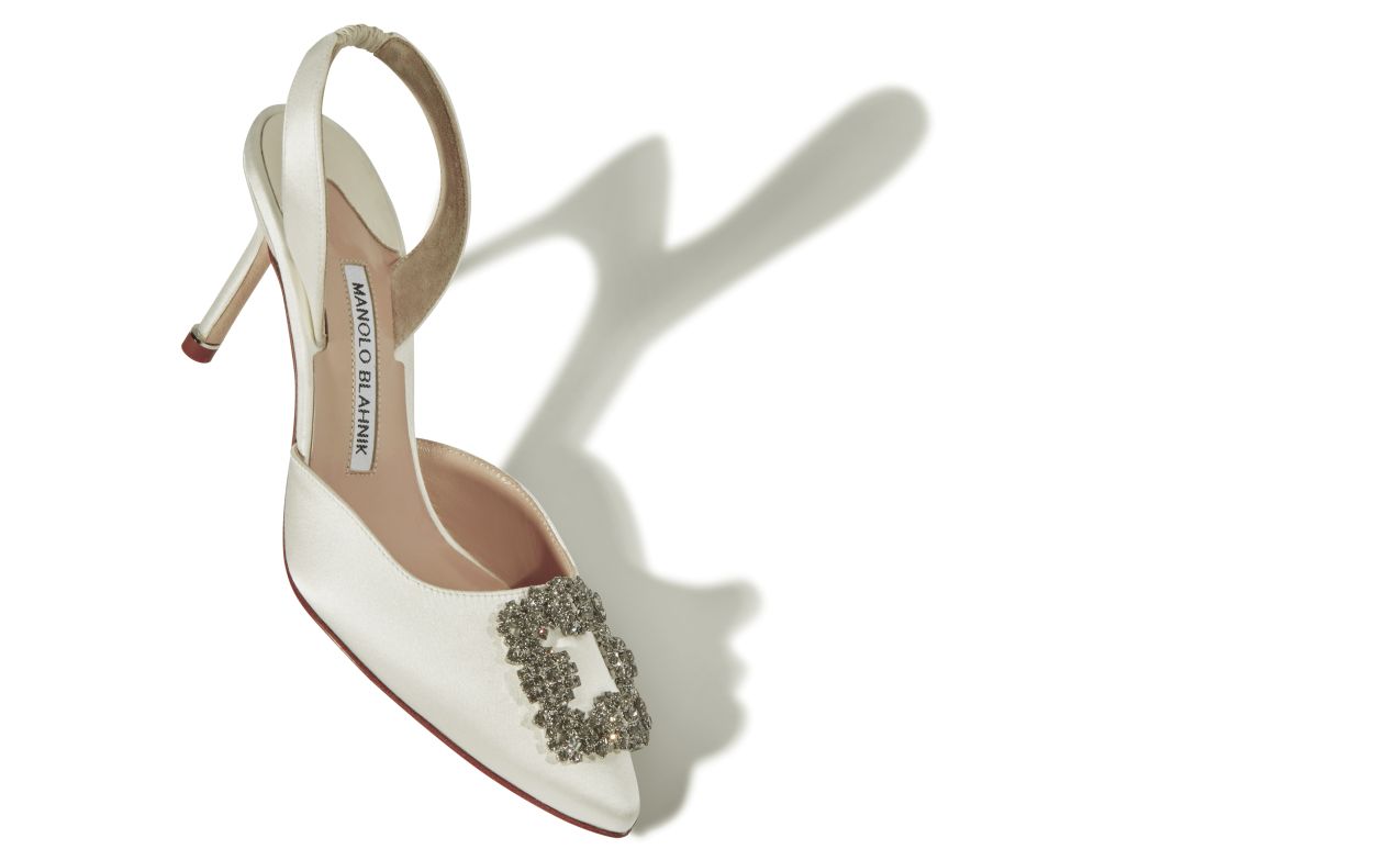 Pumps Slingback in Seta Bianca con Fibbia Decorativa