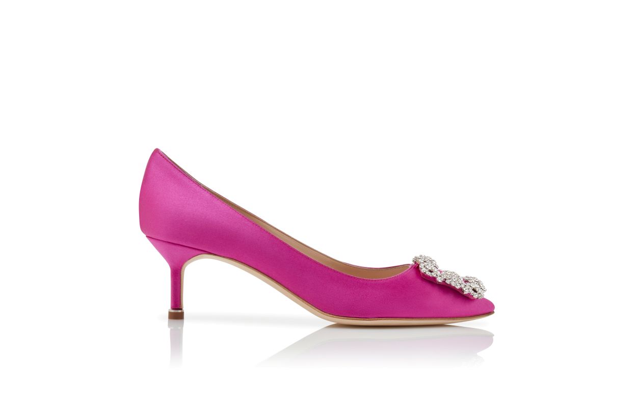 Pumps con fibbia in cristallo in satin fucsia