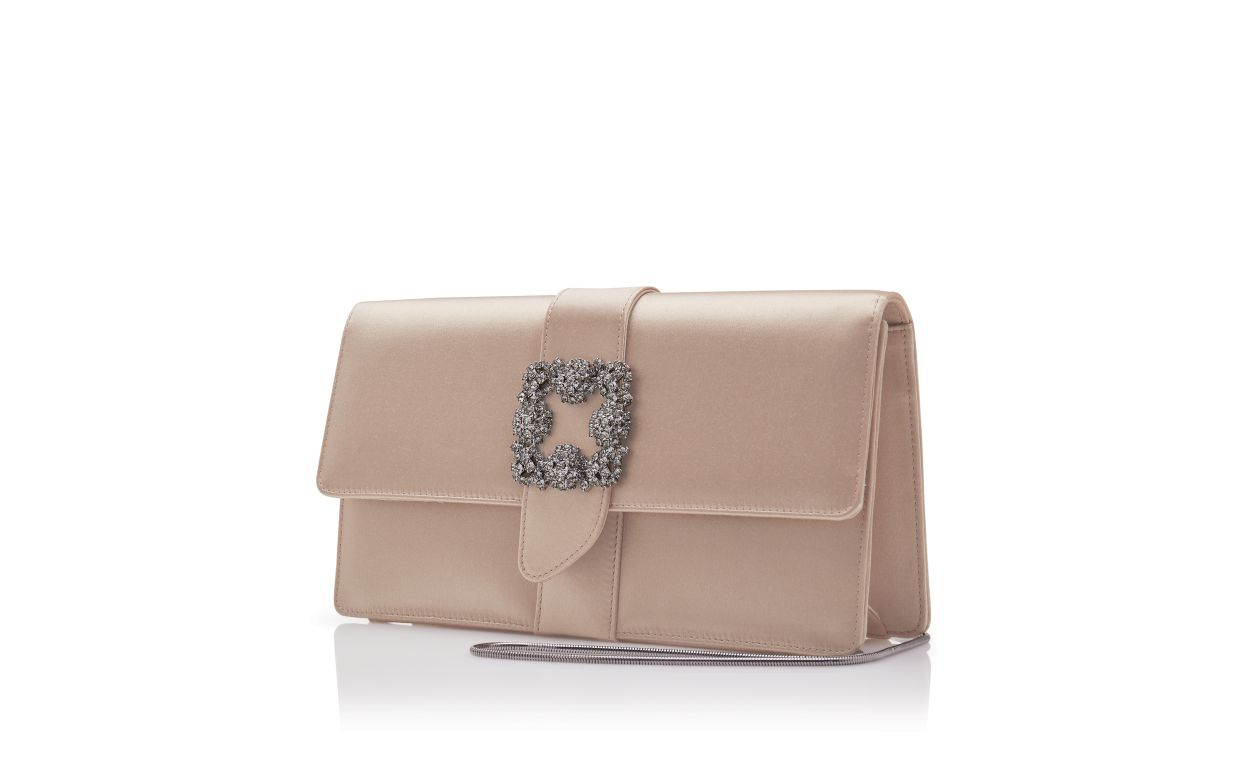 Portafoglio rettangolare in satin beige con fibbia di gioiello