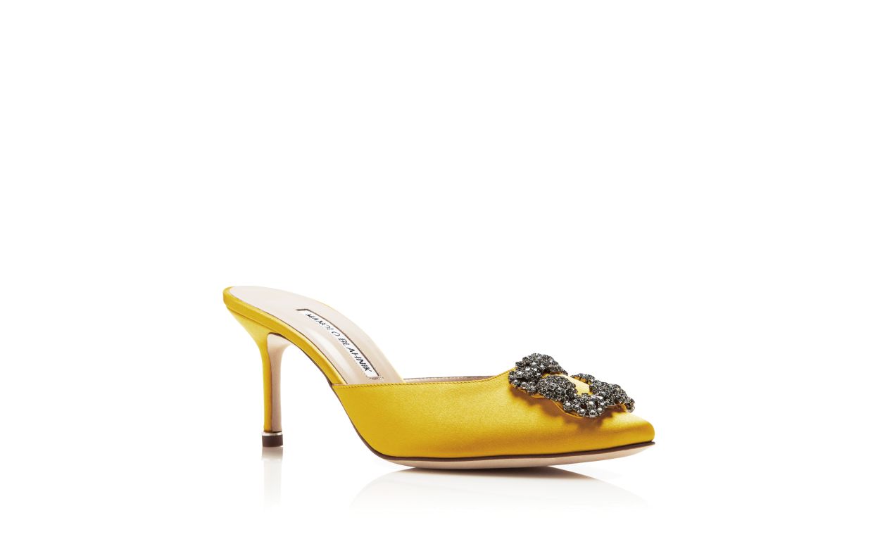 Mules con fibbia in seta gialla