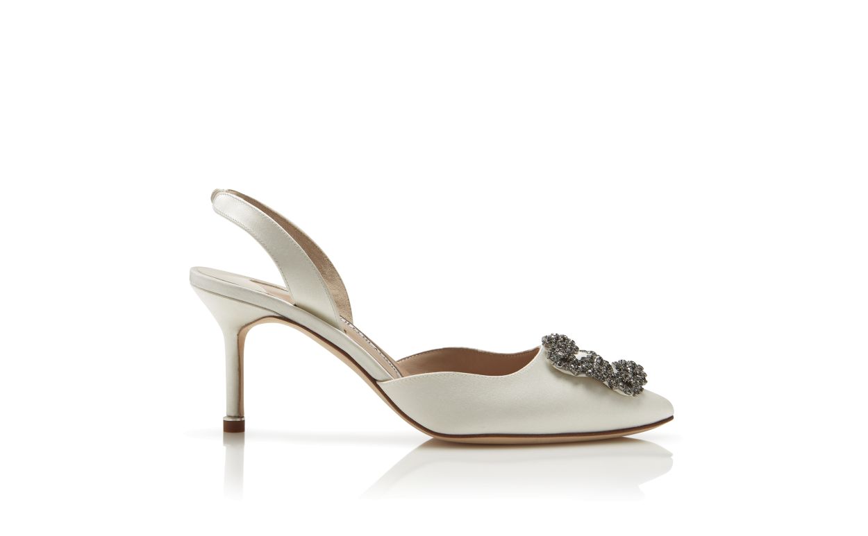 Pumps Slingback in Seta Bianca con Fibbia Decorativa