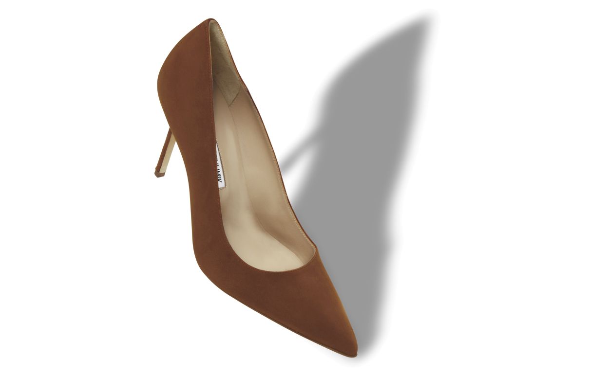 Pumps punta tonda in suede marrone