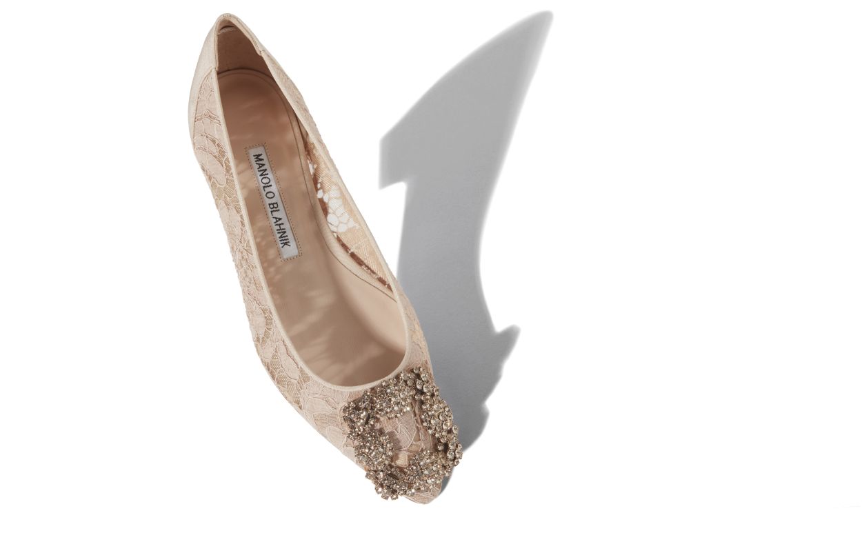 Pumps piatte in pizzo rosa champagne con fibbia gioiello