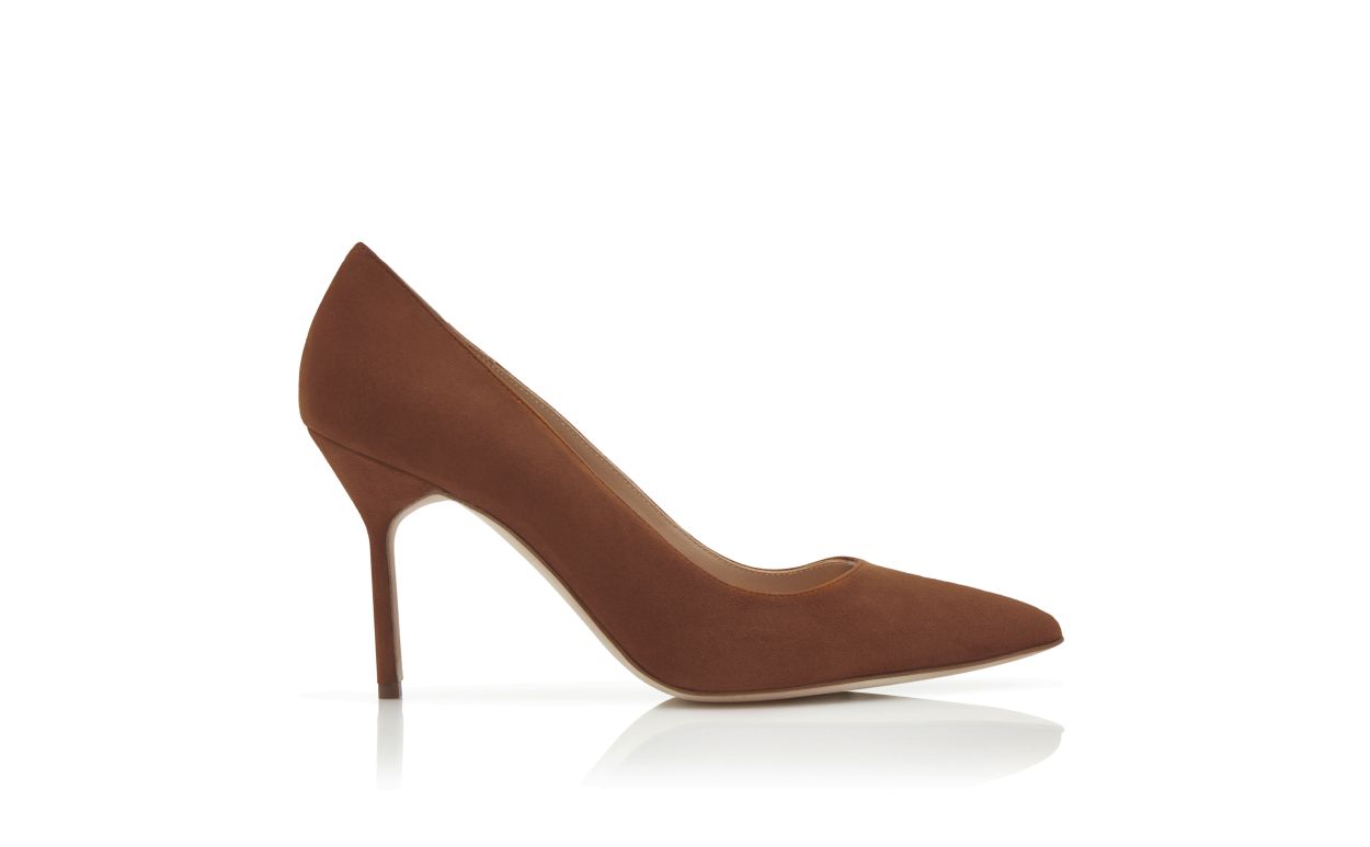 Pumps punta tonda in suede marrone