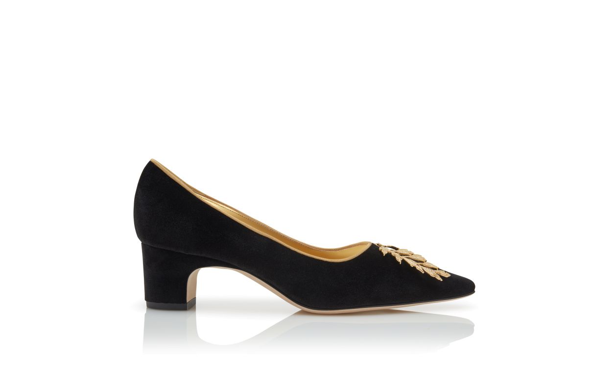 Pumps in velluto nero con decorazioni