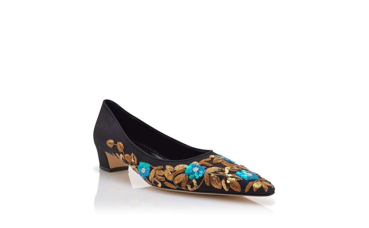 Pumps in Crêpe de Chine Nero con Ricamo