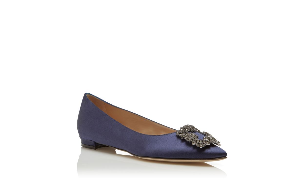 Pumps piane con fibbia in cristallo in raso blu navy
