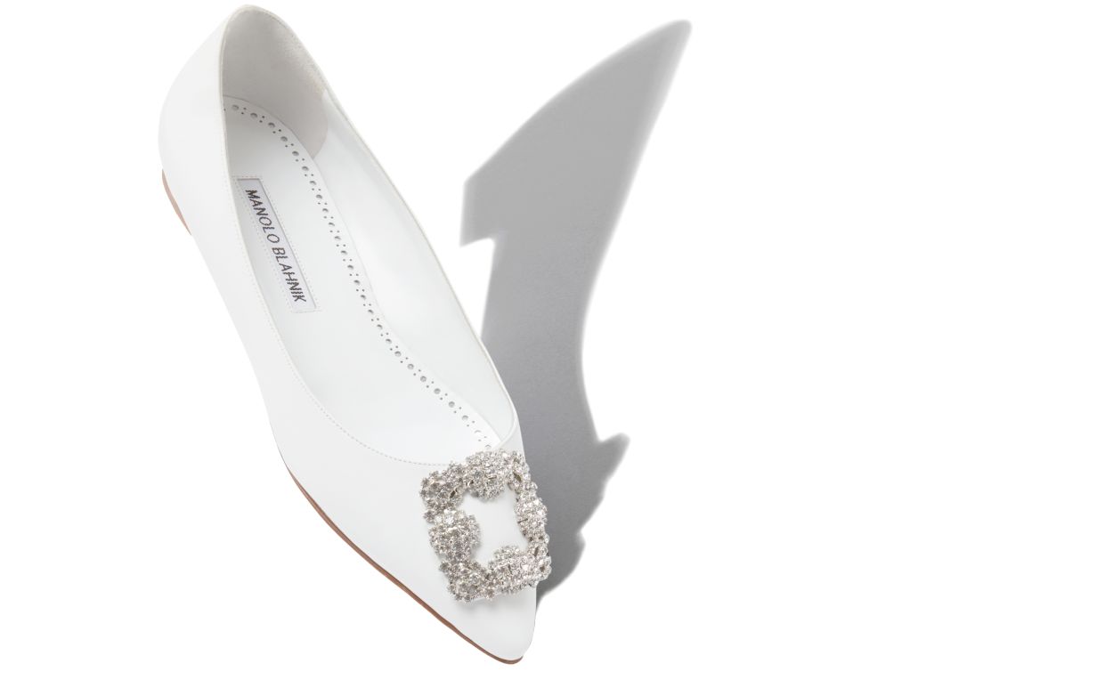 Pumps Piatte in Cuoio di Vitello Bianco con Fibbia Gioiello