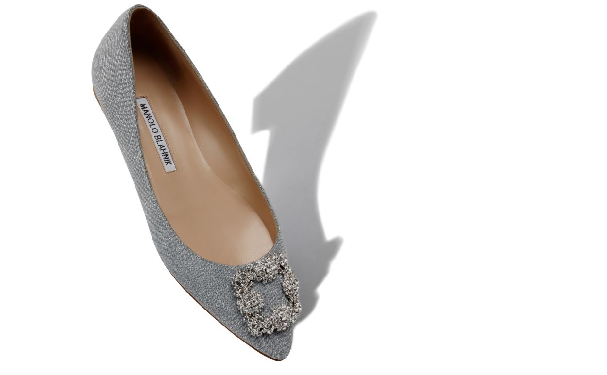 Pumps piatte con fibbia gioiello in tessuto argento glitterato