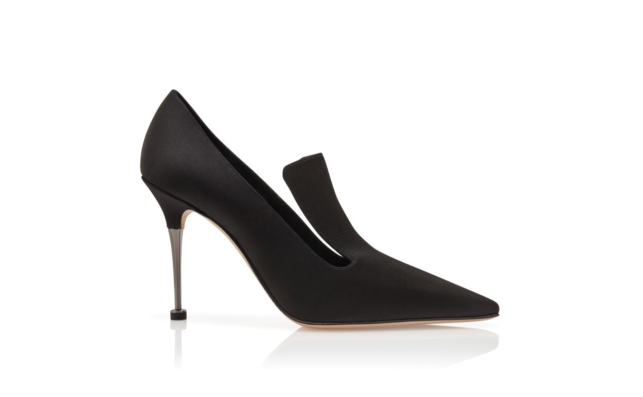 Pumps in Seta Nera con Dettaglio sul Tacco