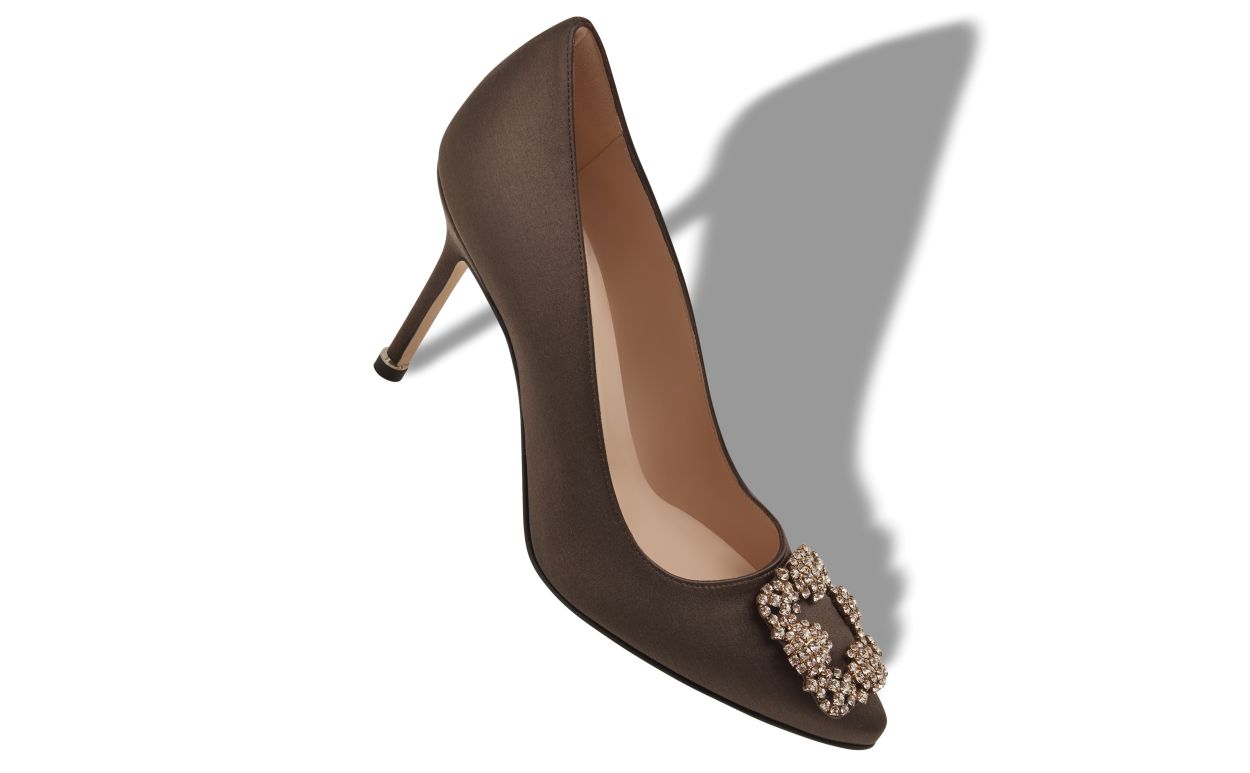 Pumps con fibbia in velluto marrone