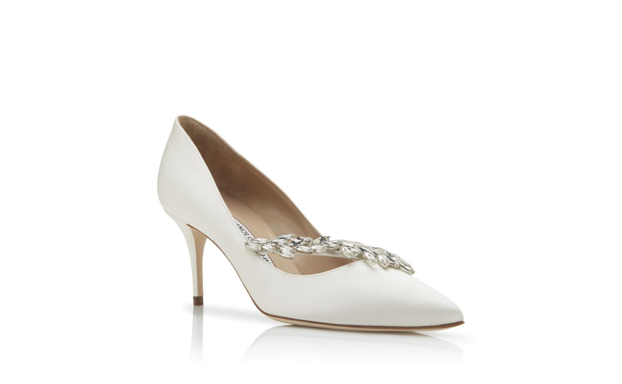 Pumps con fibbia in cristallo in raso bianco