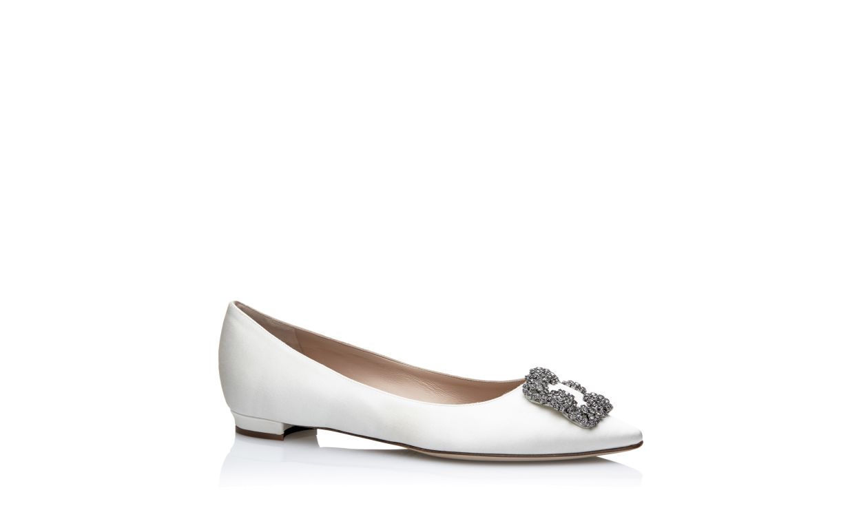 Pumps Piatte con Fibbia in Cristallo in Seta Bianca